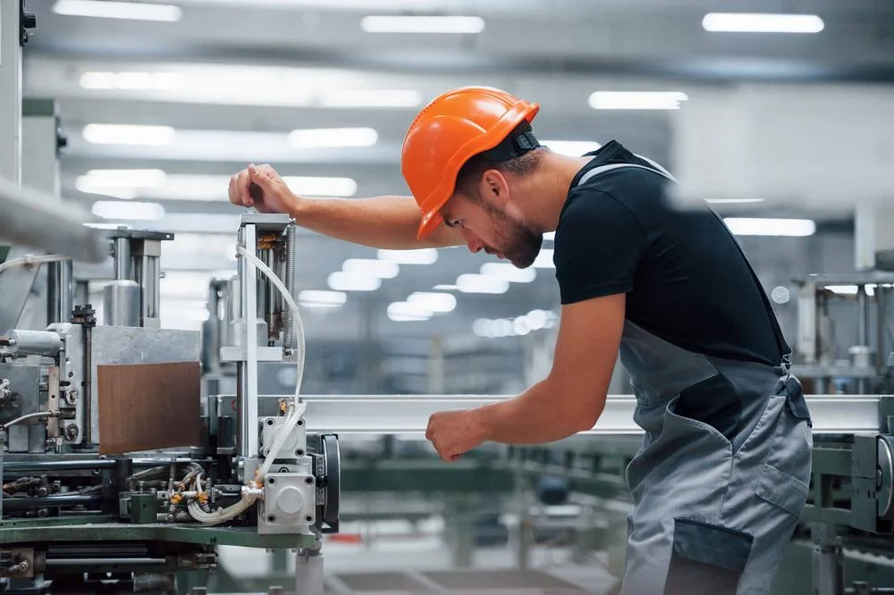 Best Precision Machine Shop: Apart from General Fabricators? 1 cnc-machine-shop